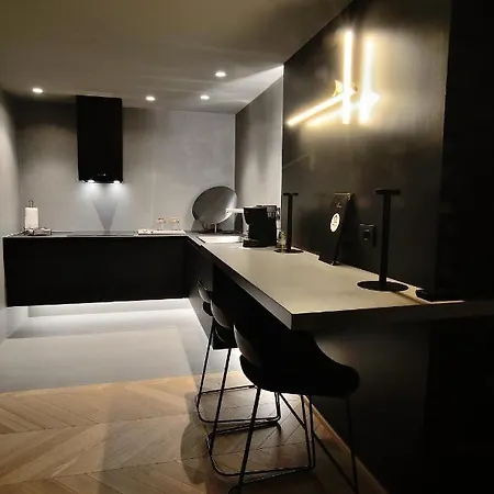 Fiorini Apartment *
