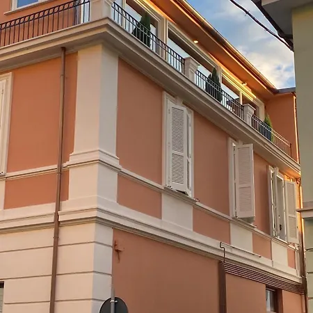 Fiorini Apartment *